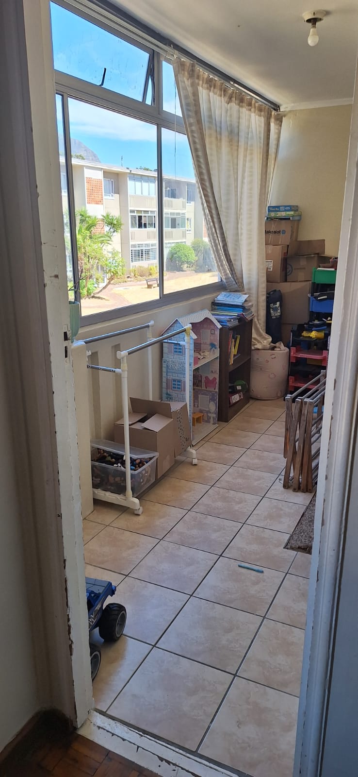 To Let 2 Bedroom Property for Rent in Claremont Western Cape